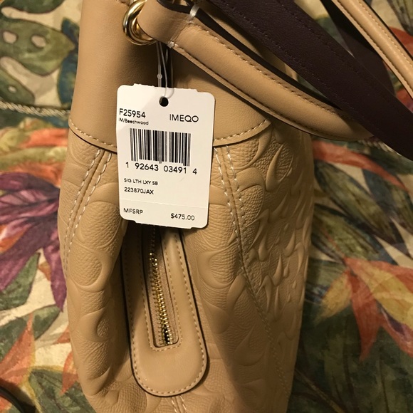 Signature leather luxury original Coach purse